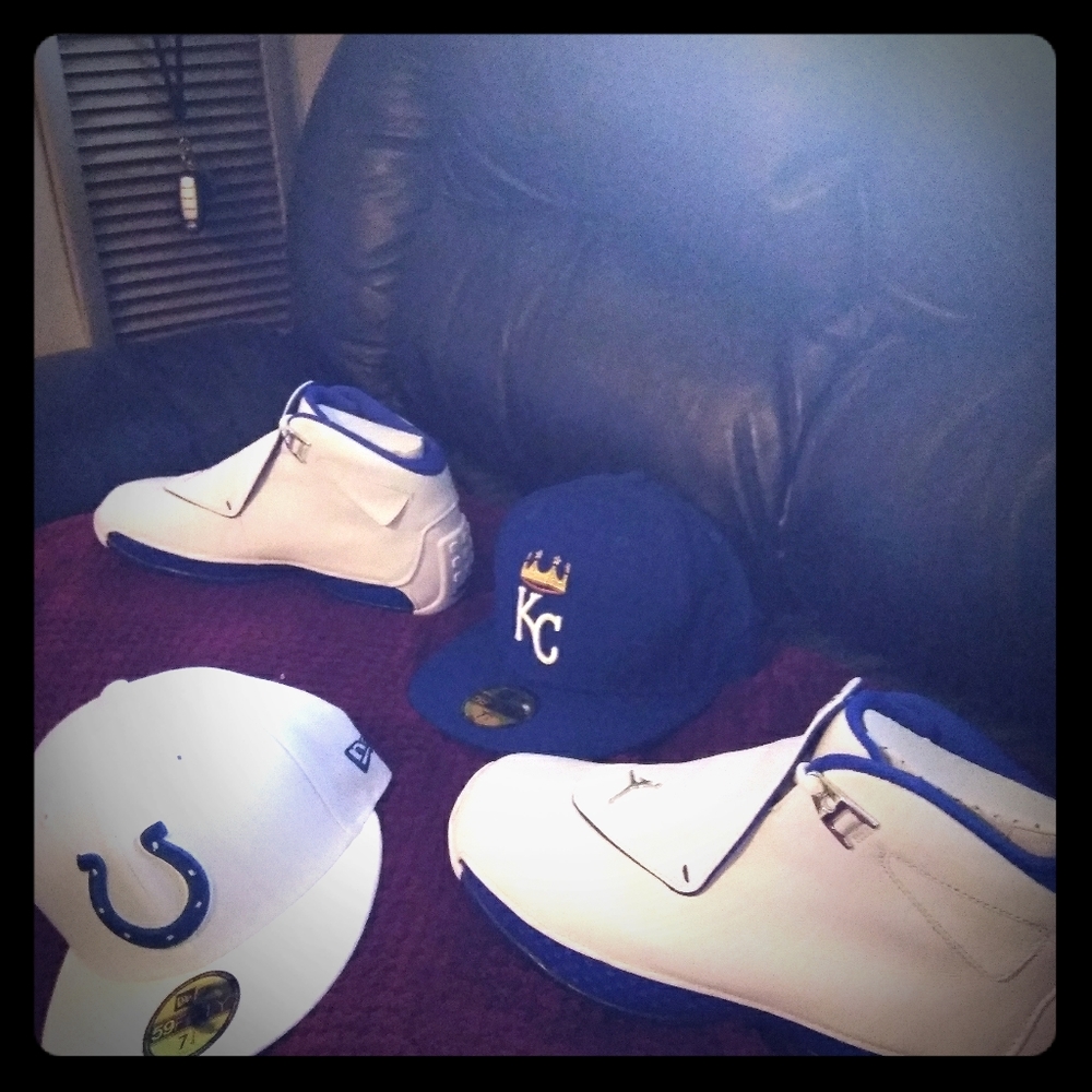 Jordan retro 18 and both hats sz 7 1/4